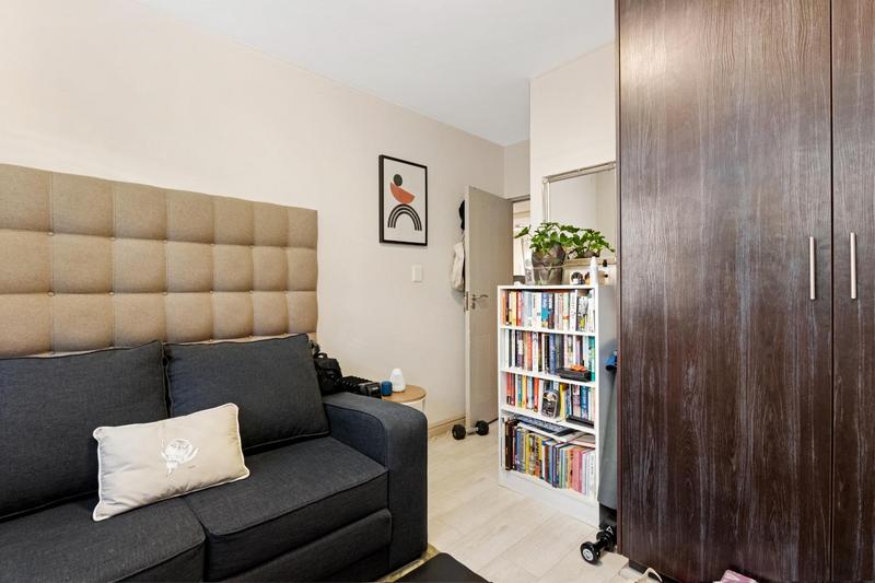 To Let 2 Bedroom Property for Rent in Sea Point Western Cape